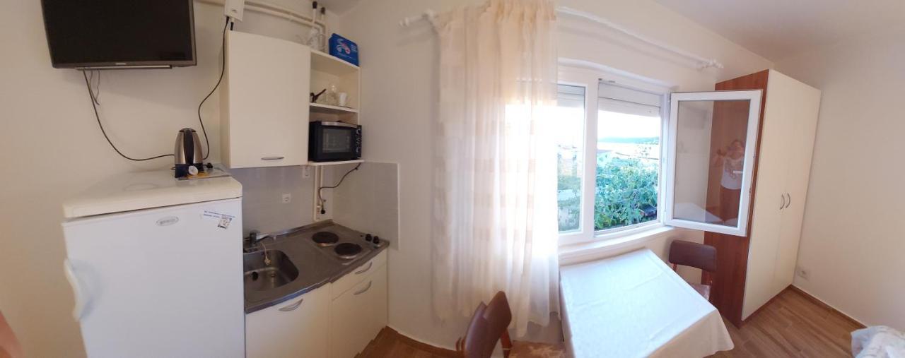 Appartement Gvacic House à Supetarska Draga Extérieur photo