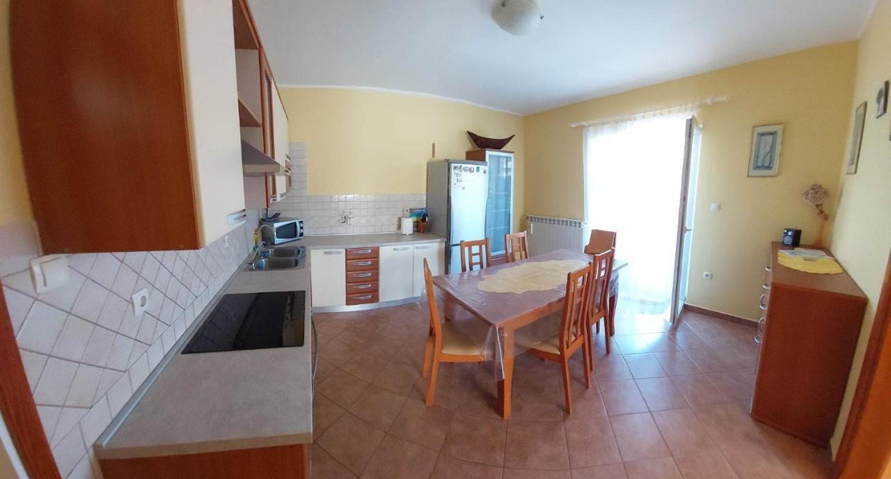 Appartement Gvacic House à Supetarska Draga Extérieur photo