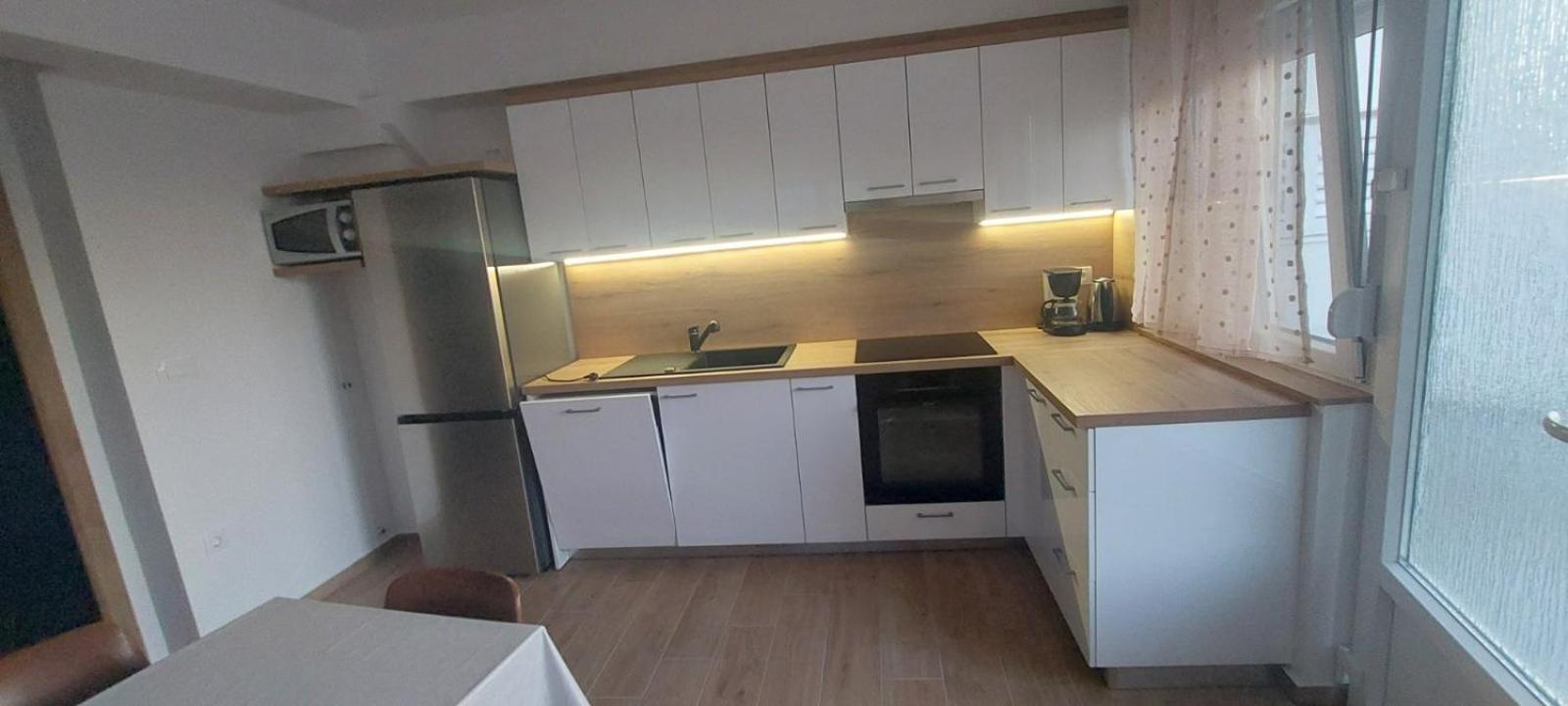 Appartement Gvacic House à Supetarska Draga Extérieur photo