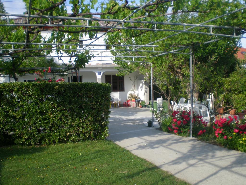 Appartement Gvacic House à Supetarska Draga Extérieur photo