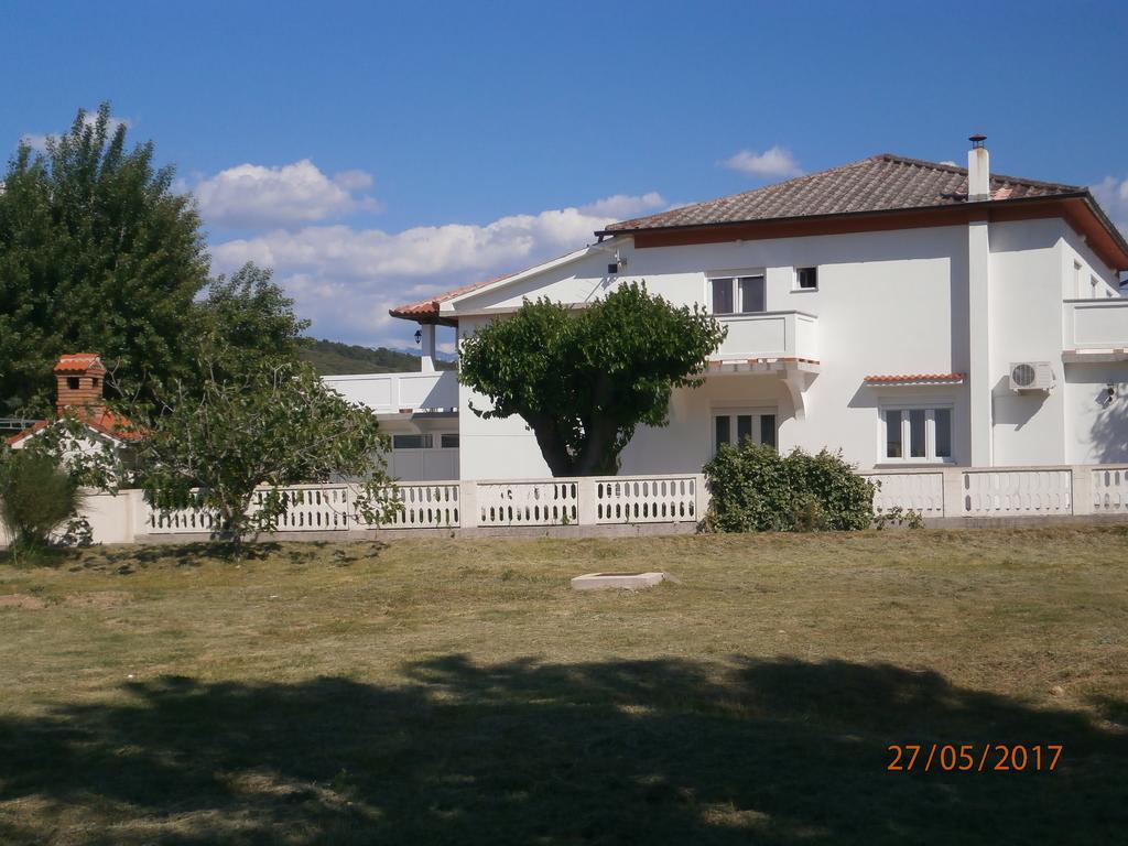 Appartement Gvacic House à Supetarska Draga Extérieur photo